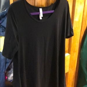 Lularoe solid black perfect tee